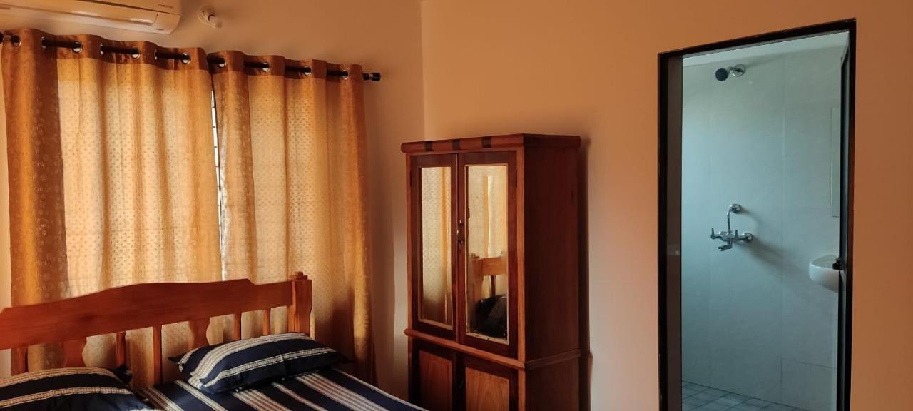 Esha Apartment Calangute Exterior foto